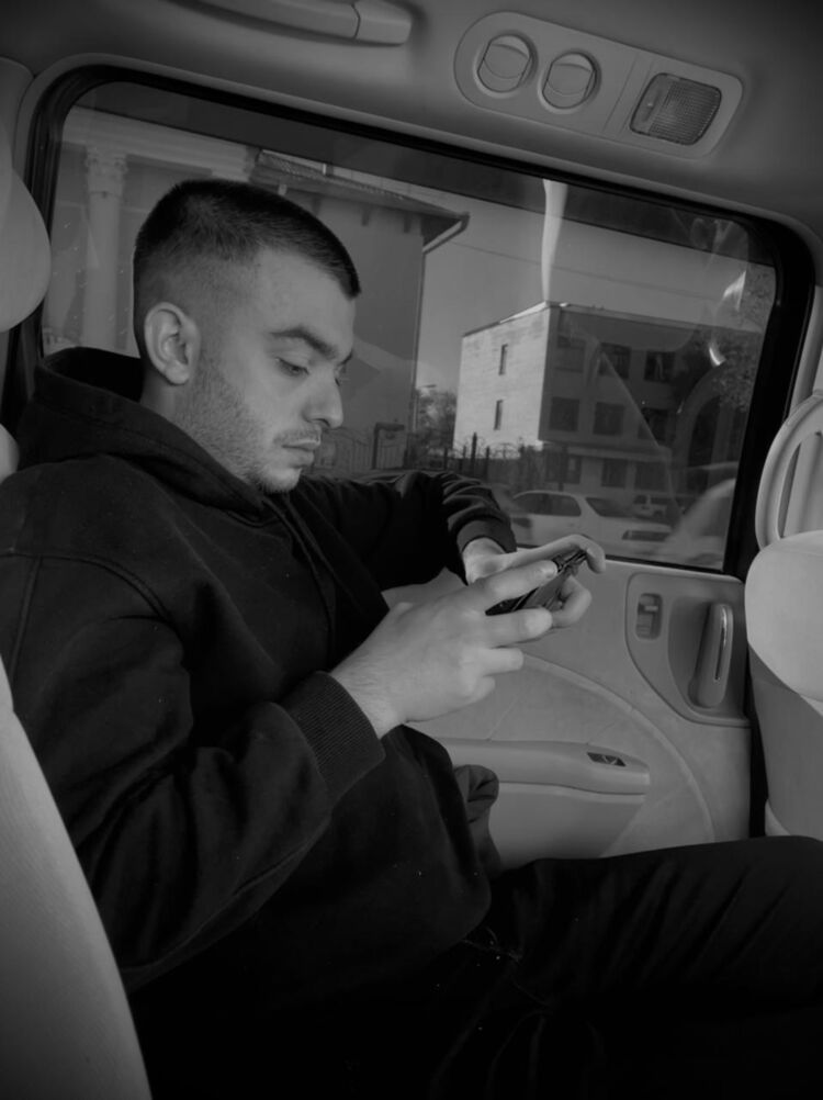 ���� 29522605 ������� Karen, 27 ���, ���� ���������� � �������������