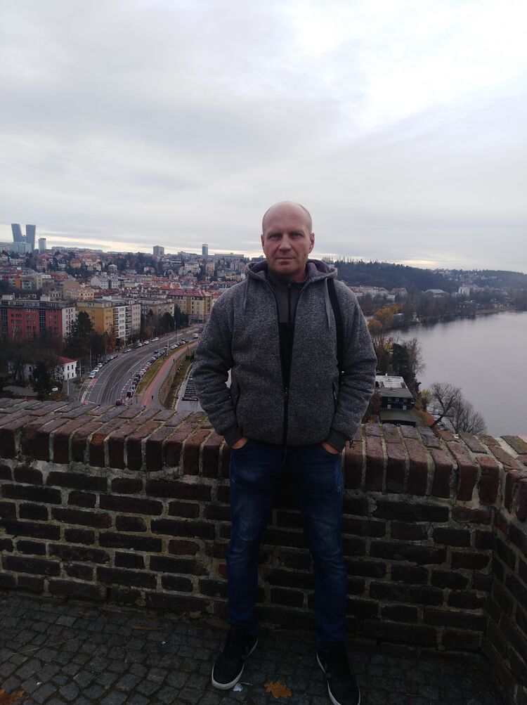  Kyje,   , 45 ,   c 