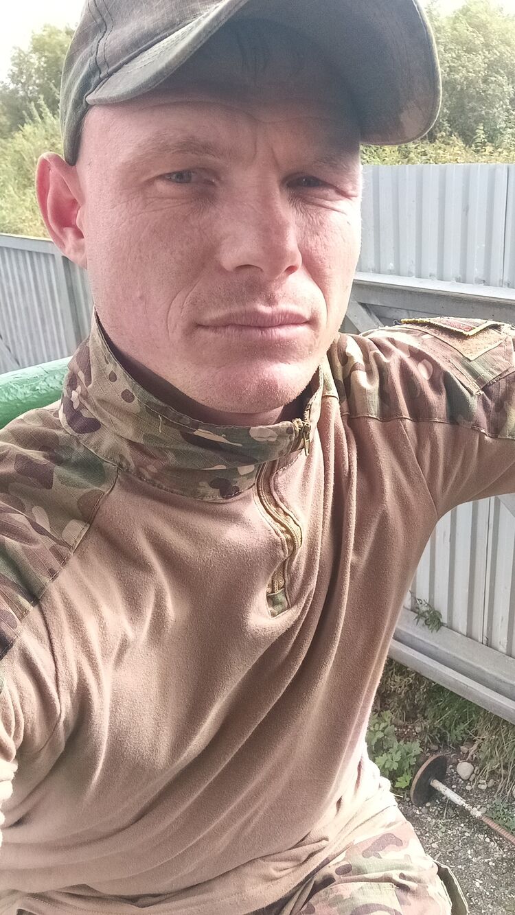  46251295  , 30 ,    