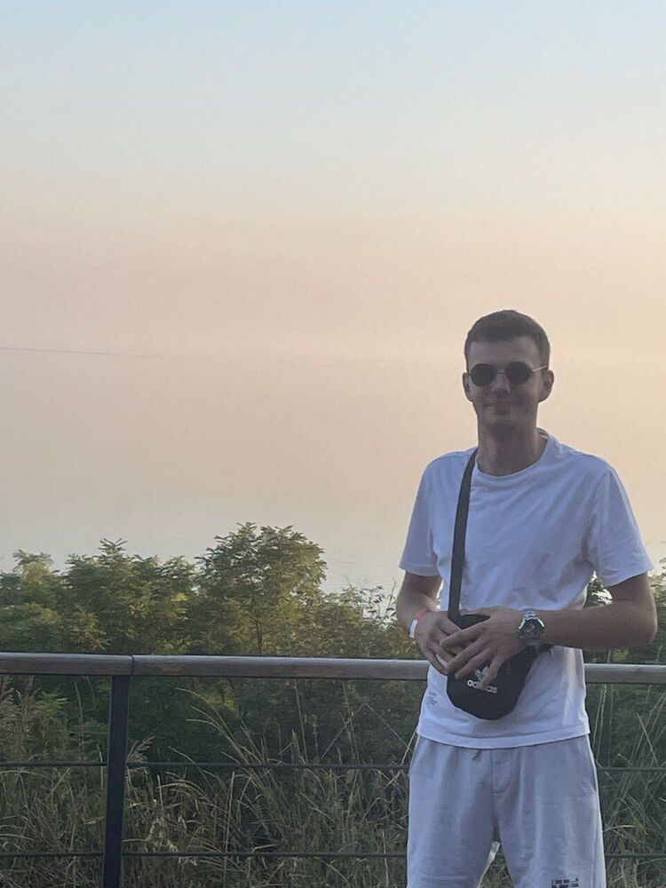  37617055  , 23 ,    --