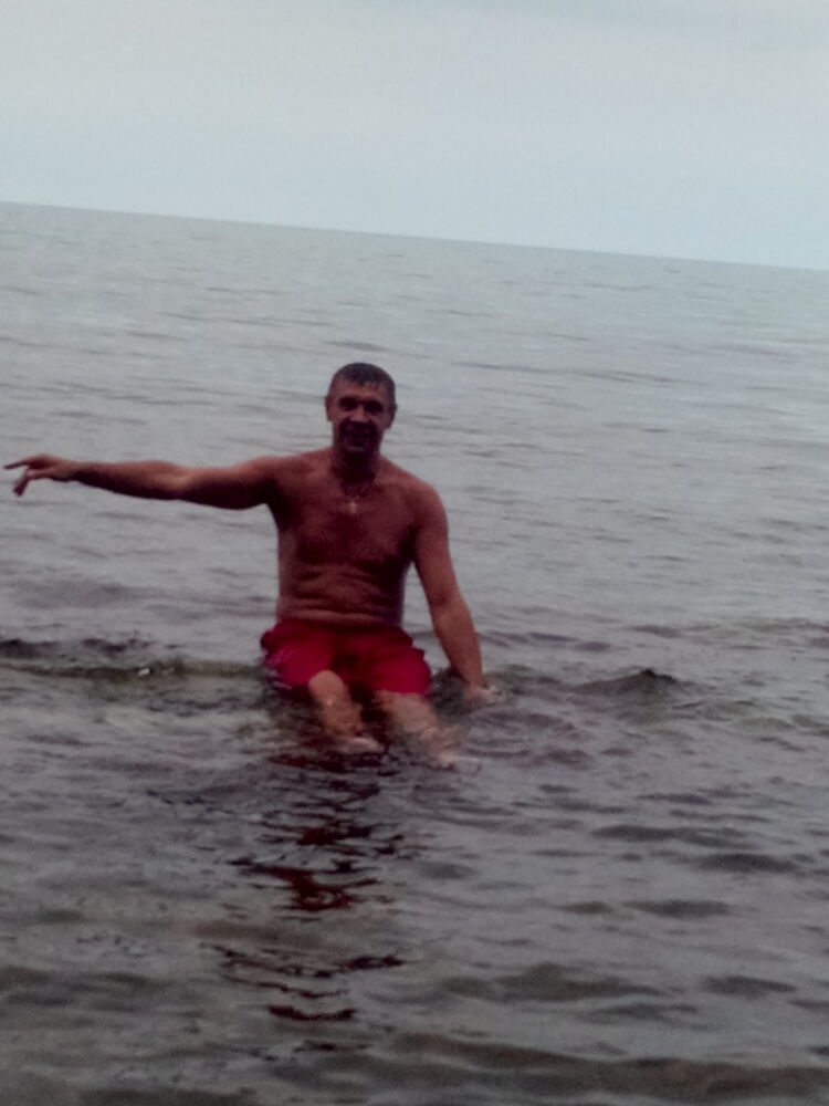  ,   Vlad, 52 ,   , 