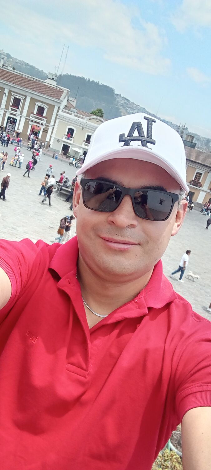  Quito,   Javier, 38 ,   ,   , c , 