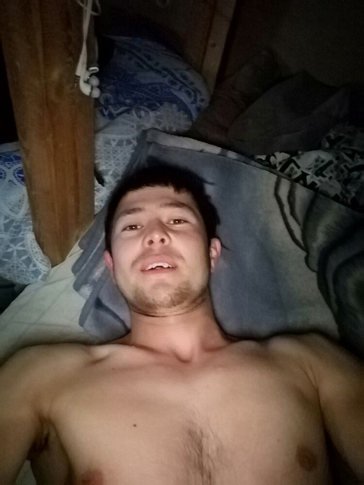  ,   Bekmurod, 32 ,   ,   , c 