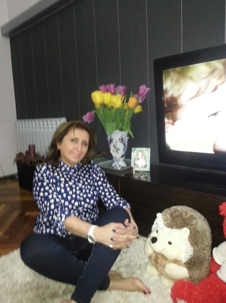  13639095  Anahit, 55 ,    