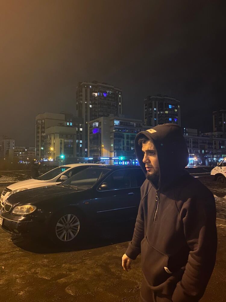  33022215  , 27 ,    