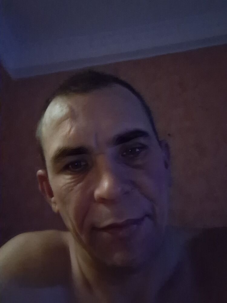  48036975  , 42 ,    