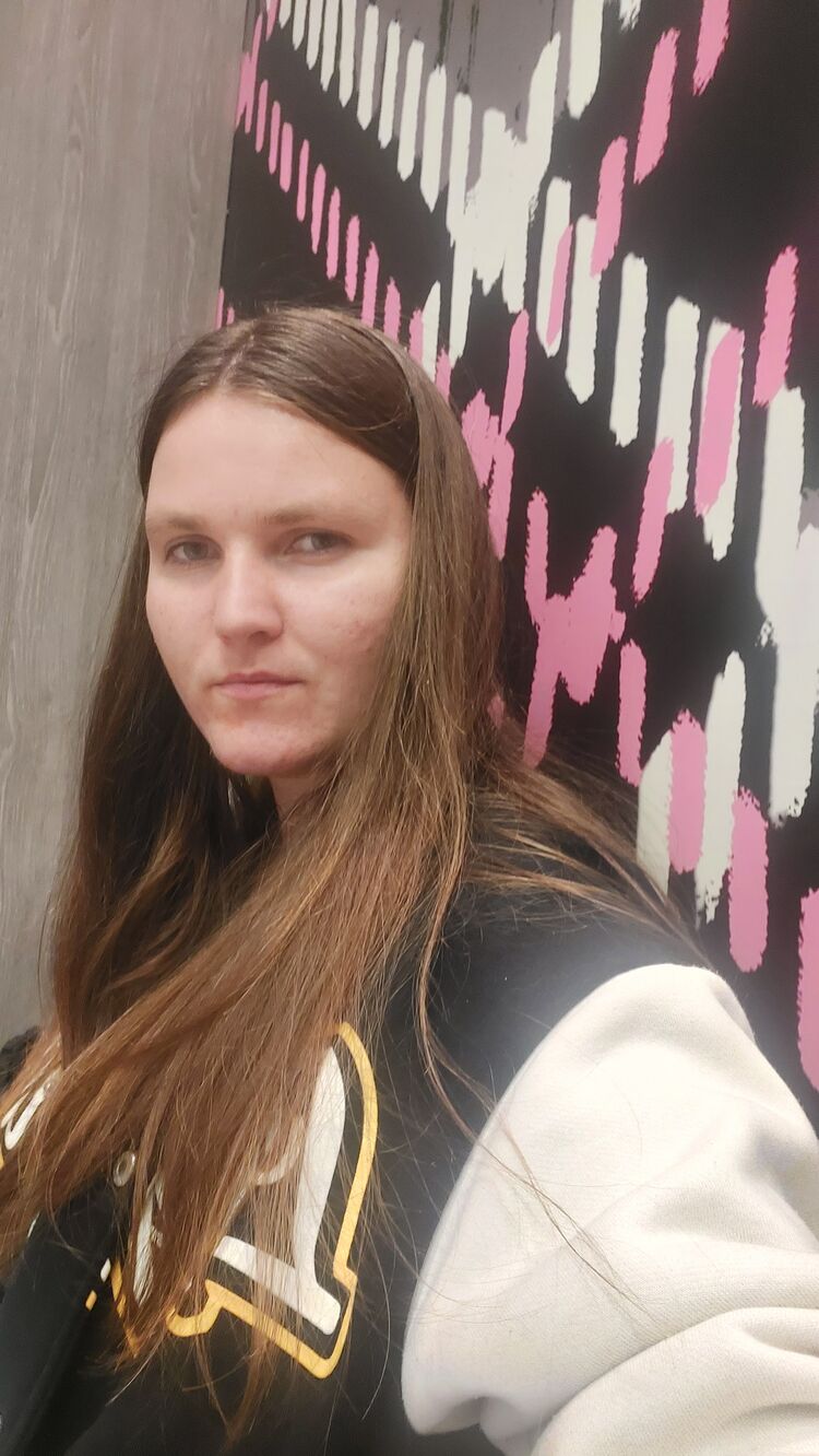  ,   Kristin, 27 ,   ,   