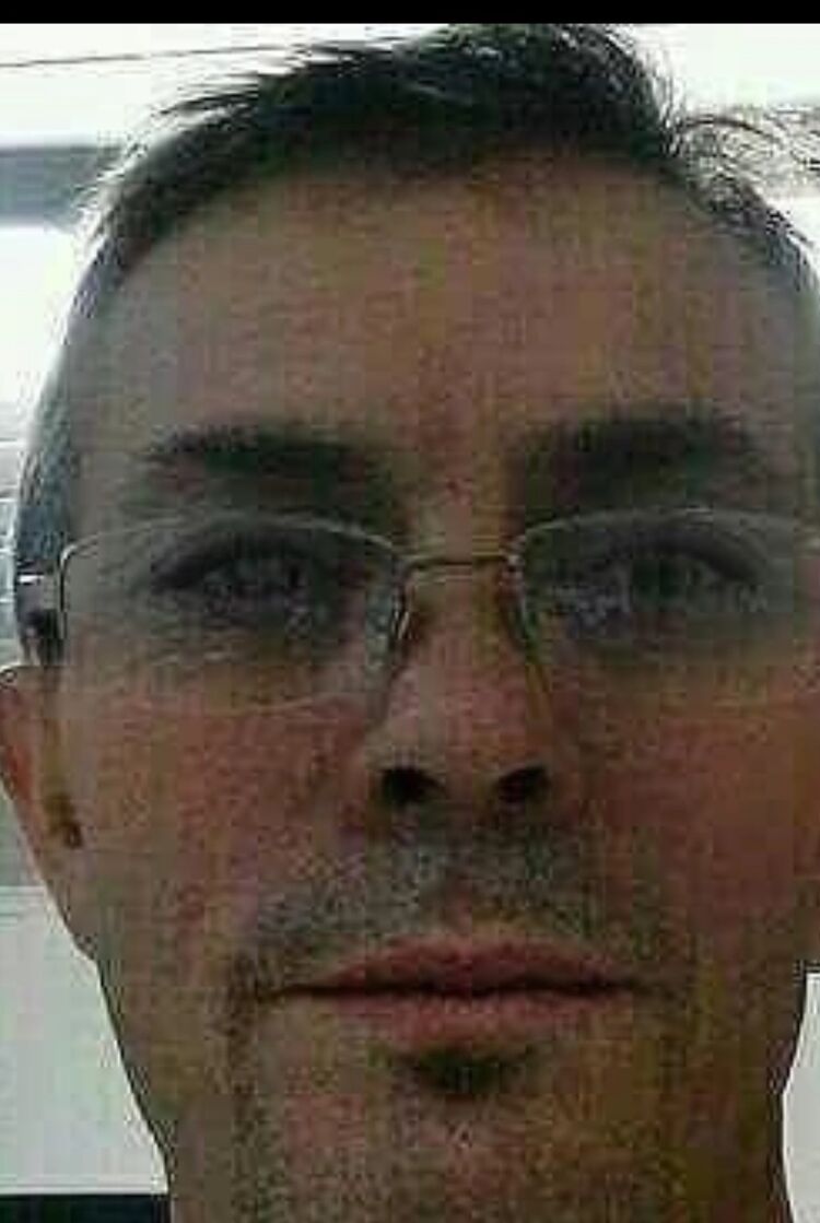  53819515  Ismail, 47 ,     