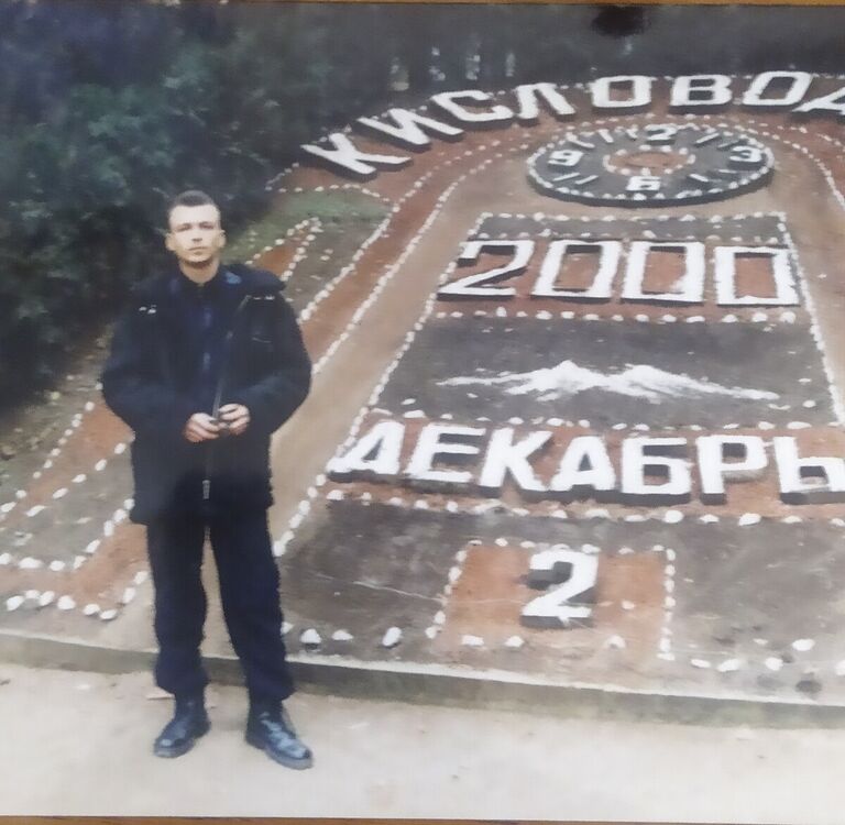  22016885  , 52 ,    