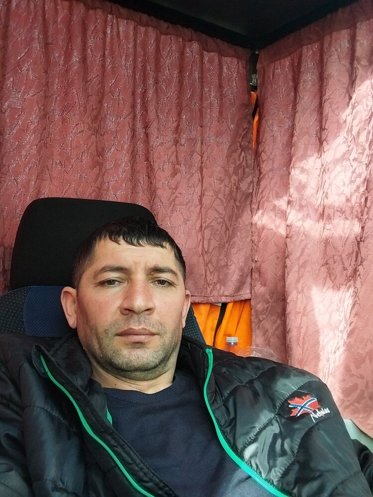  41677925  , 40 ,    