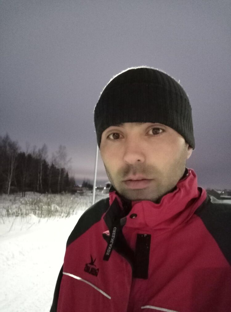  28086885  Nazar, 37 ,    