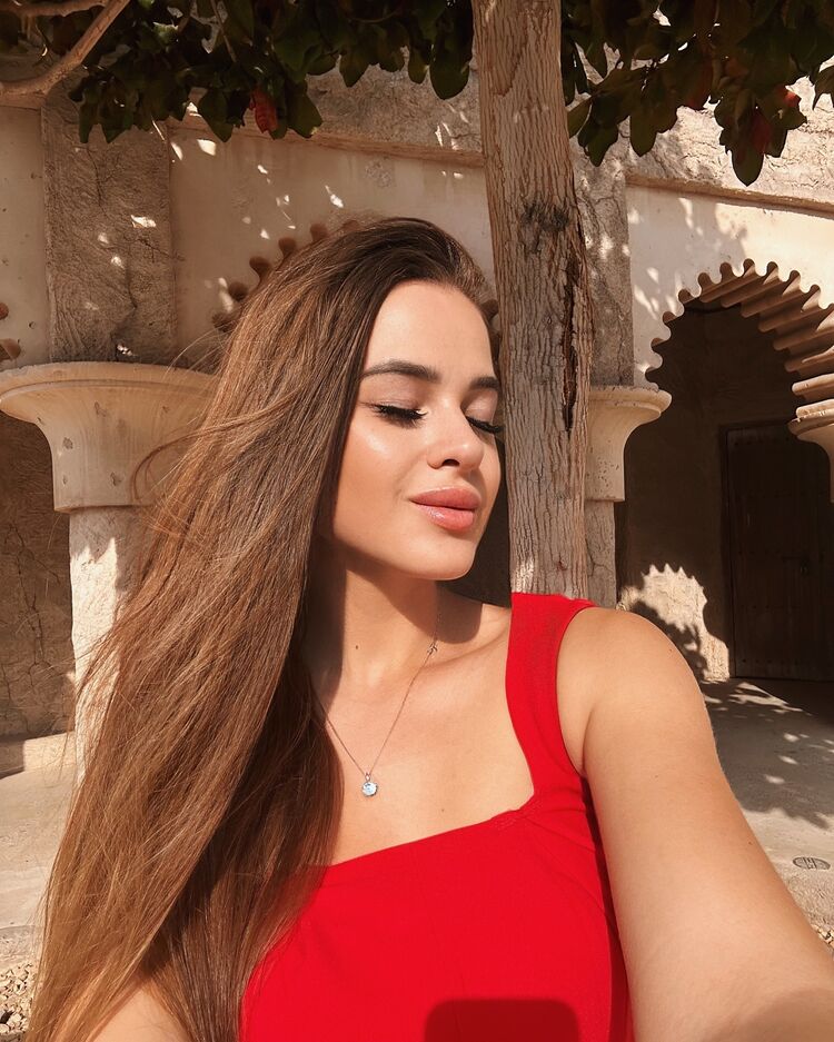  ,   Victoria, 23 ,   ,   