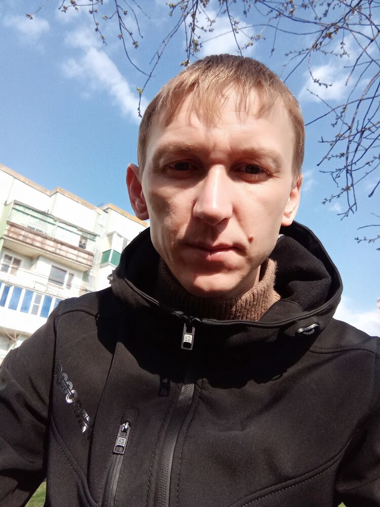  23688585  , 42 ,     