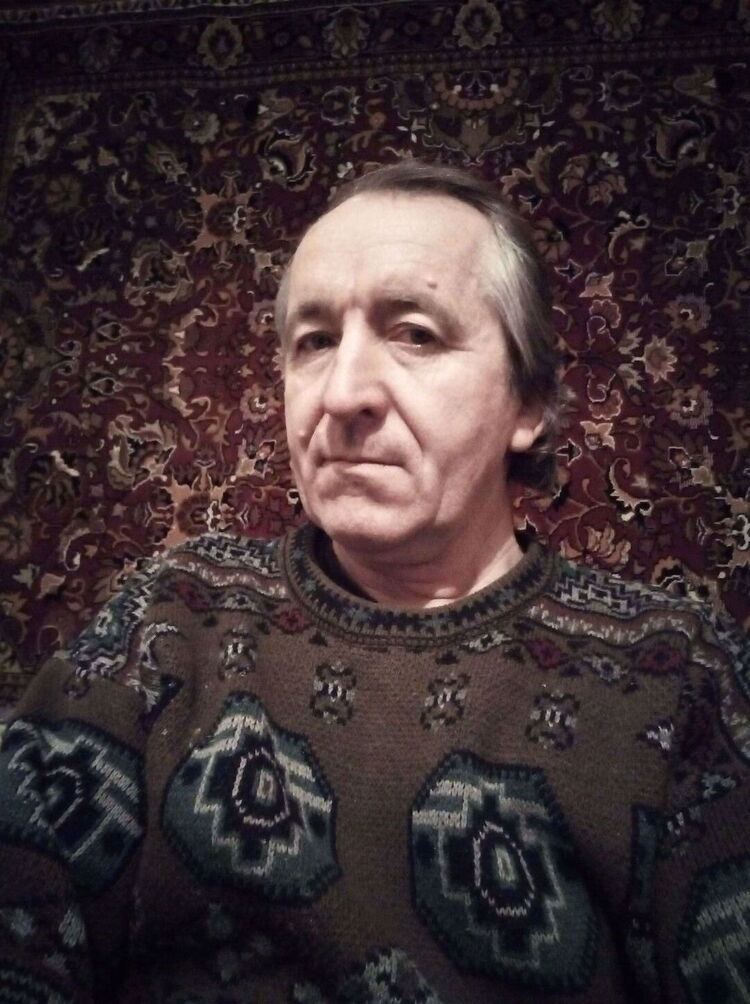  24838525  Alex, 60 ,    