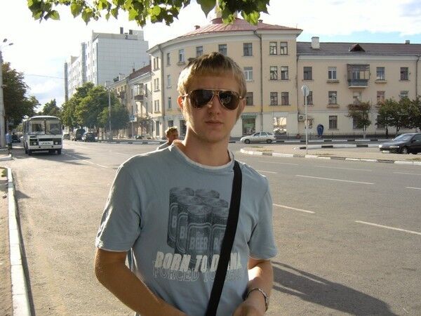  8591585  Liolik, 40 ,    