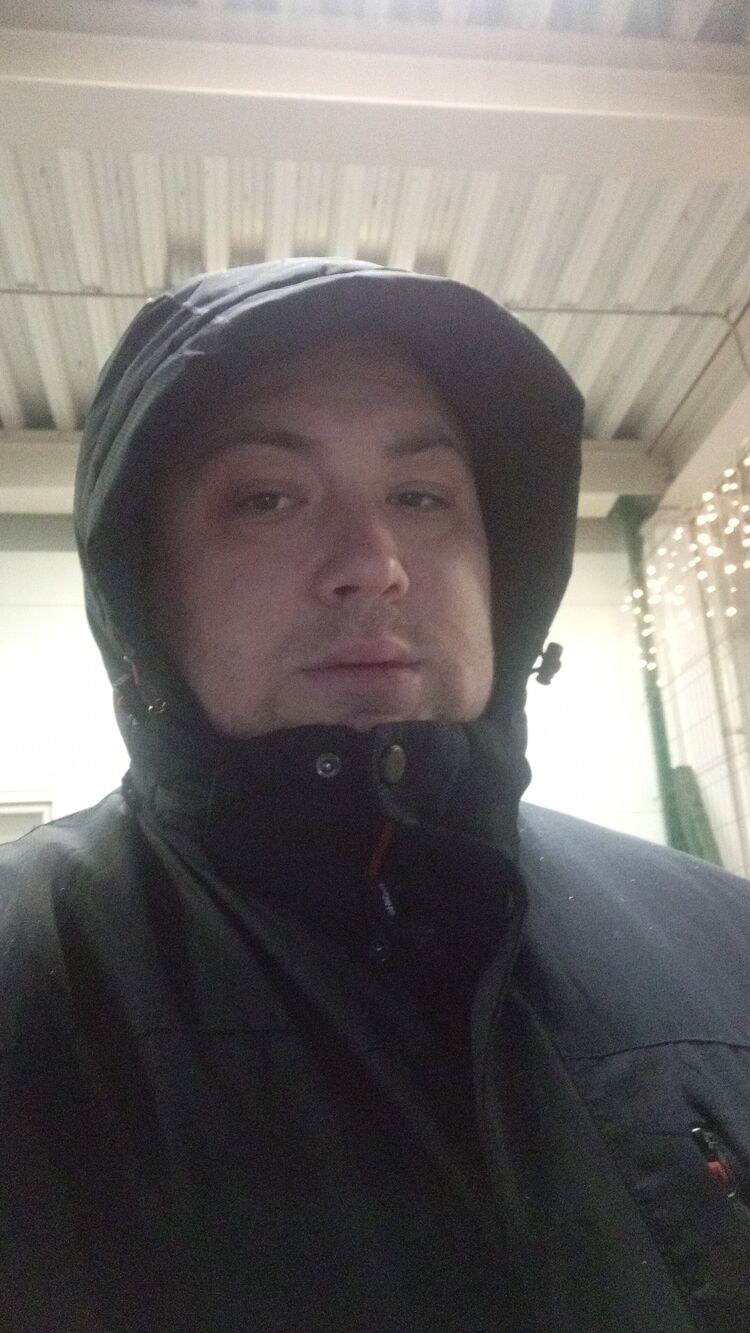  41214485  , 33 ,    
