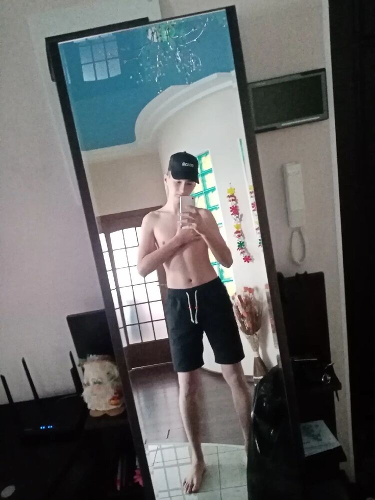  51938545  , 28 ,    