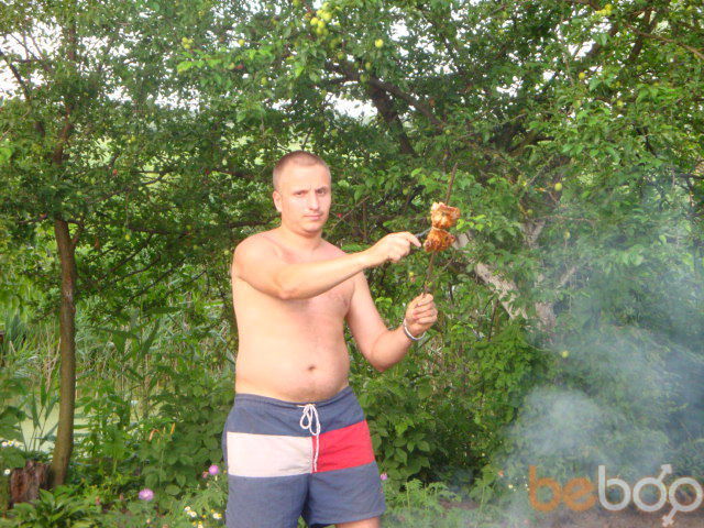  ,   Alex, 46 ,   
