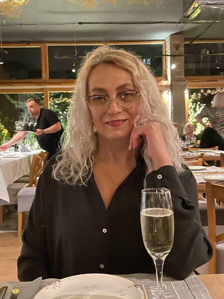  ,   Svetlana, 54 ,   c 