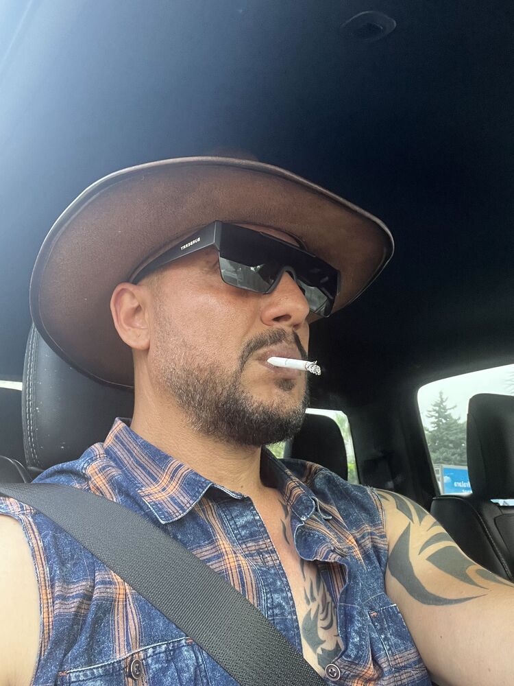  ,   Bruno, 45 ,   ,   , c , 