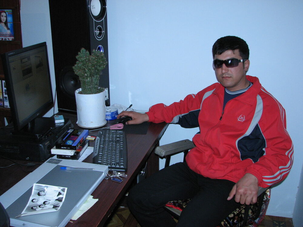  4728625  Dima, 38 ,    