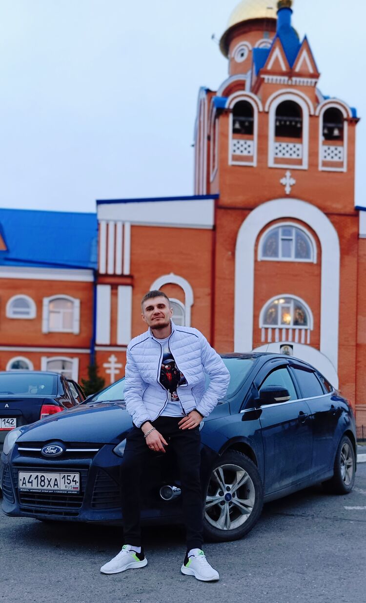  42445495  Sergey, 32 ,    