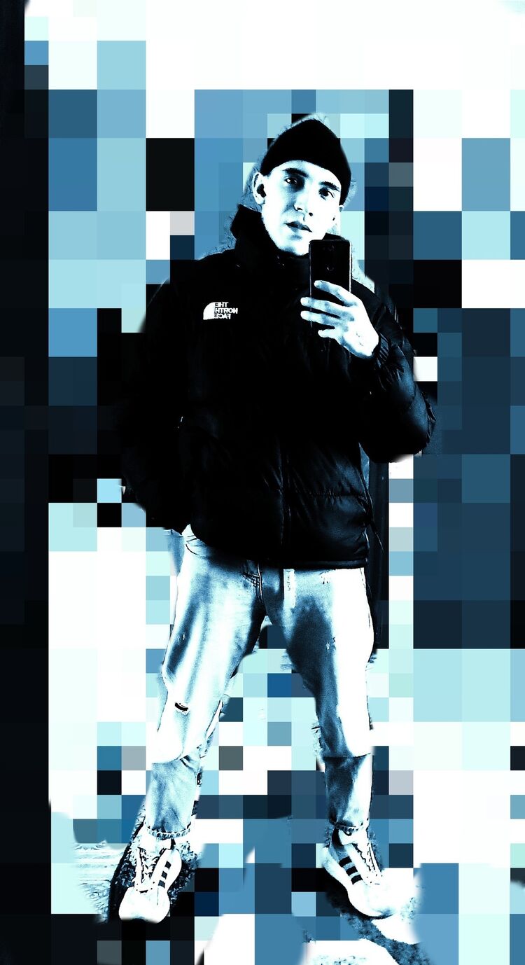  41797215  Aleks, 24 ,    