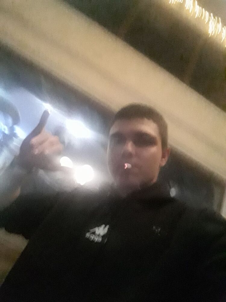  40032975  , 22 ,    