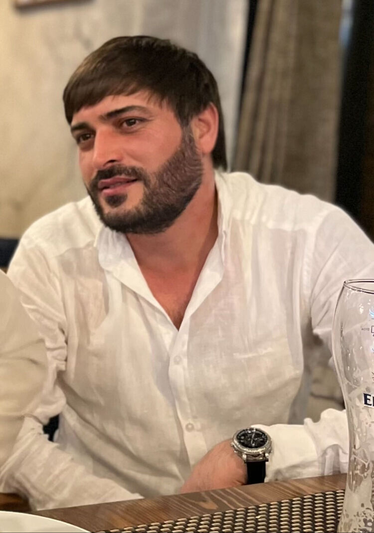 ���������� ������, ���� ������� Raul, 39 ���, ������������ ��� ������, ����� � ���������, c�������� ���������