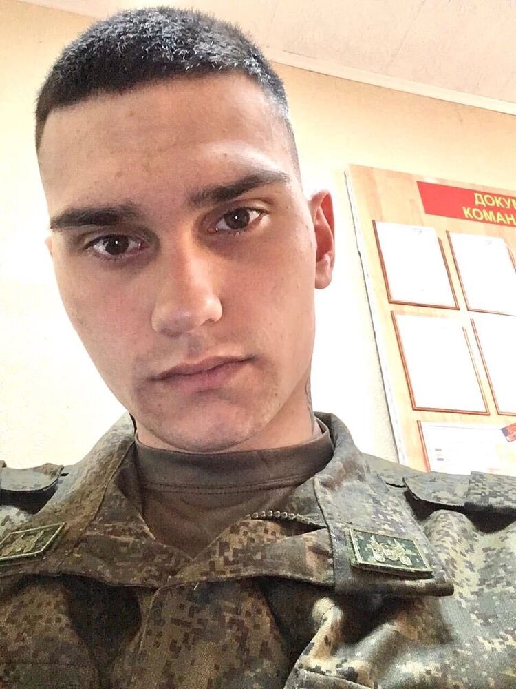  ,   Ruslan, 24 ,   