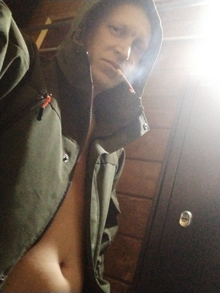  54097925  Ivan, 34 ,    