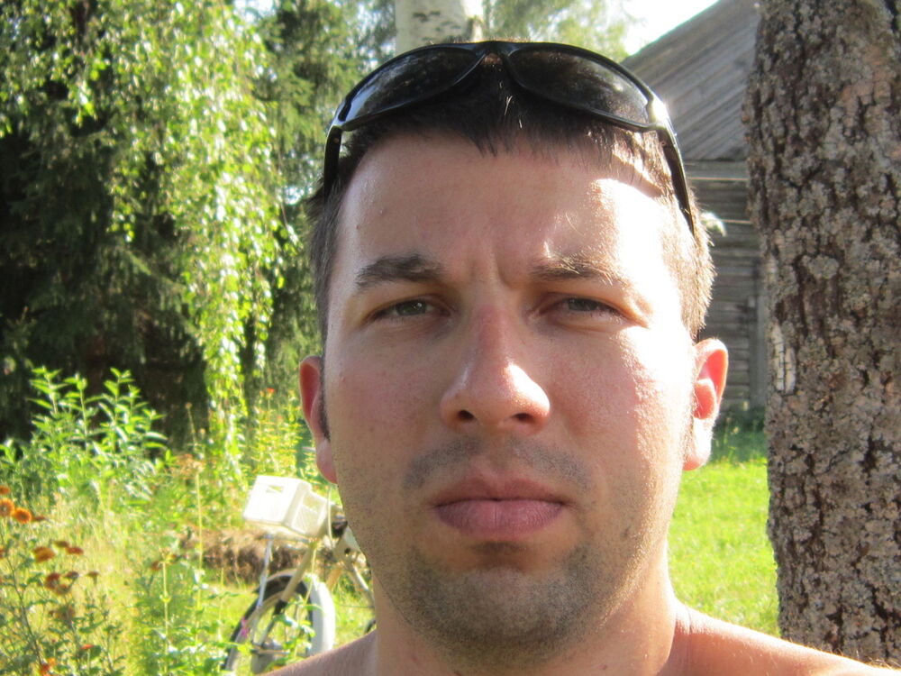  ,   Michail, 38 ,   