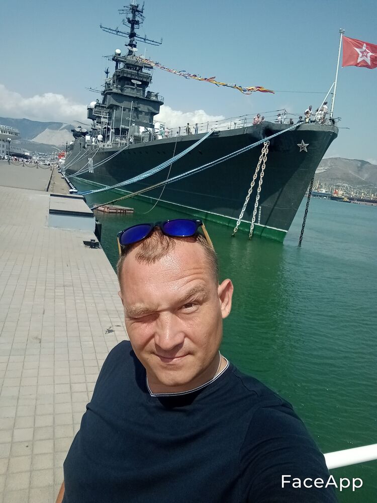  45025795  Vadim, 39 ,    