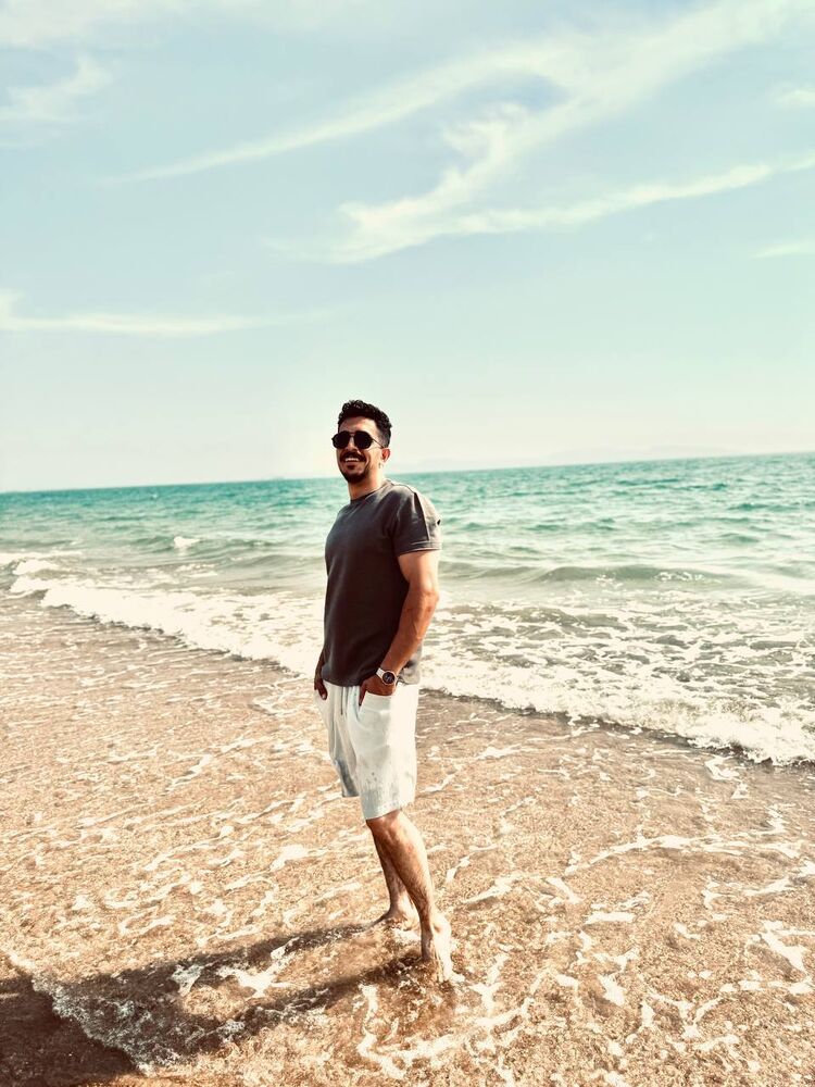  50724515  Parsa, 26 ,    