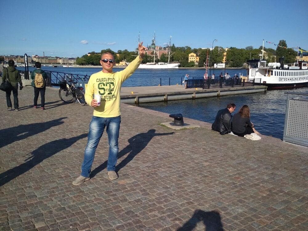 -,   , 42 ,   