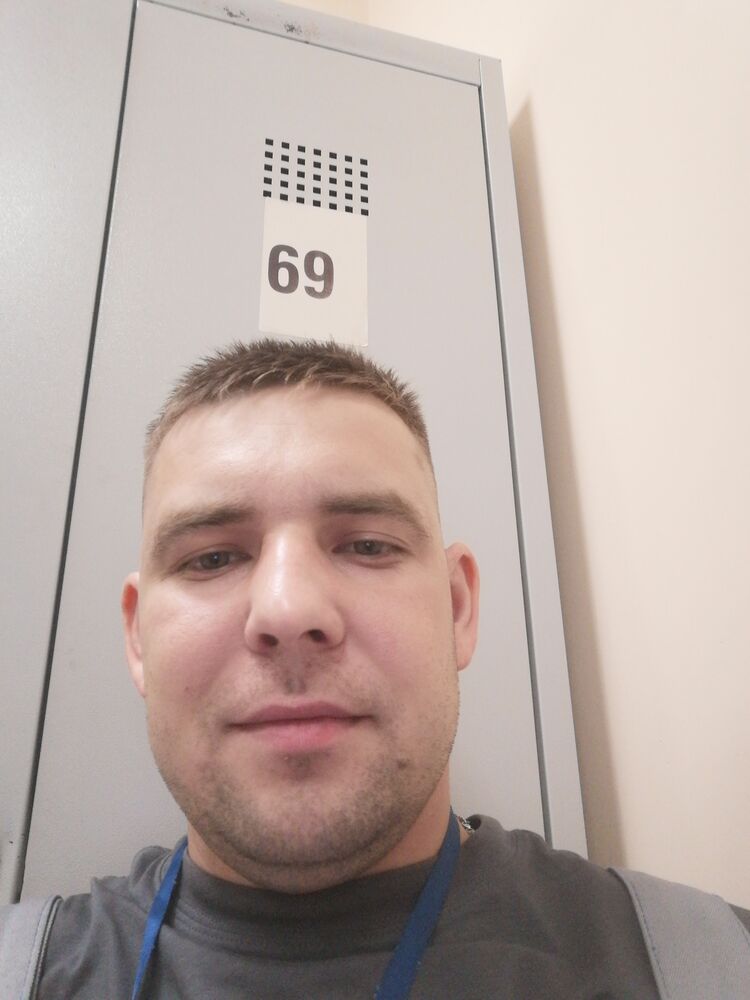  28092345  , 33 ,    