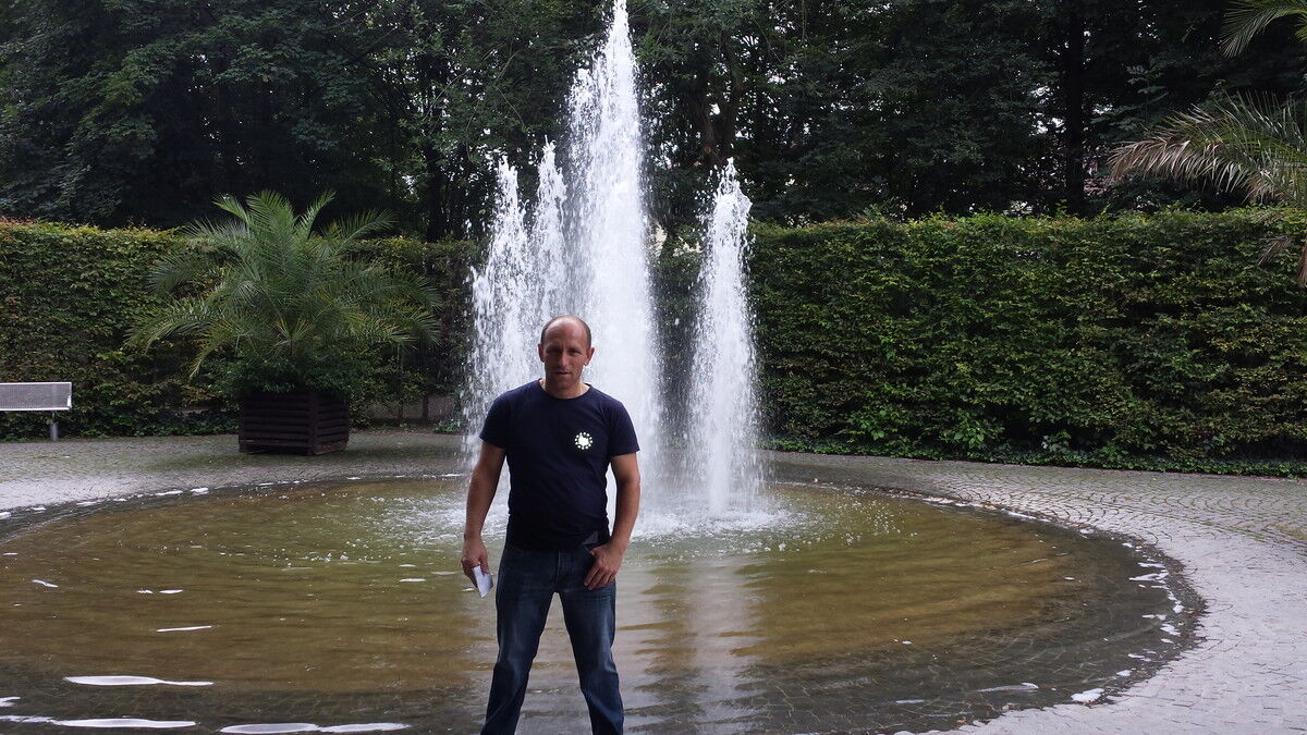  6877235  Vladimir, 53 ,    Stockelsdorf