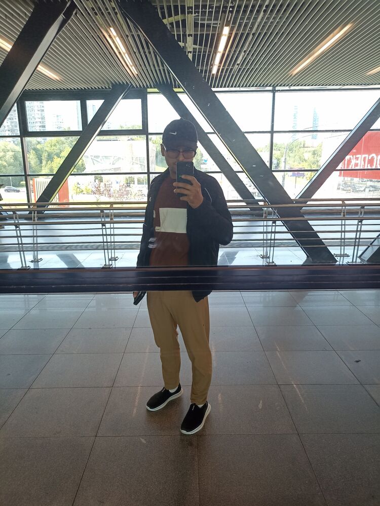  53073205  Shoxrux, 24 ,    