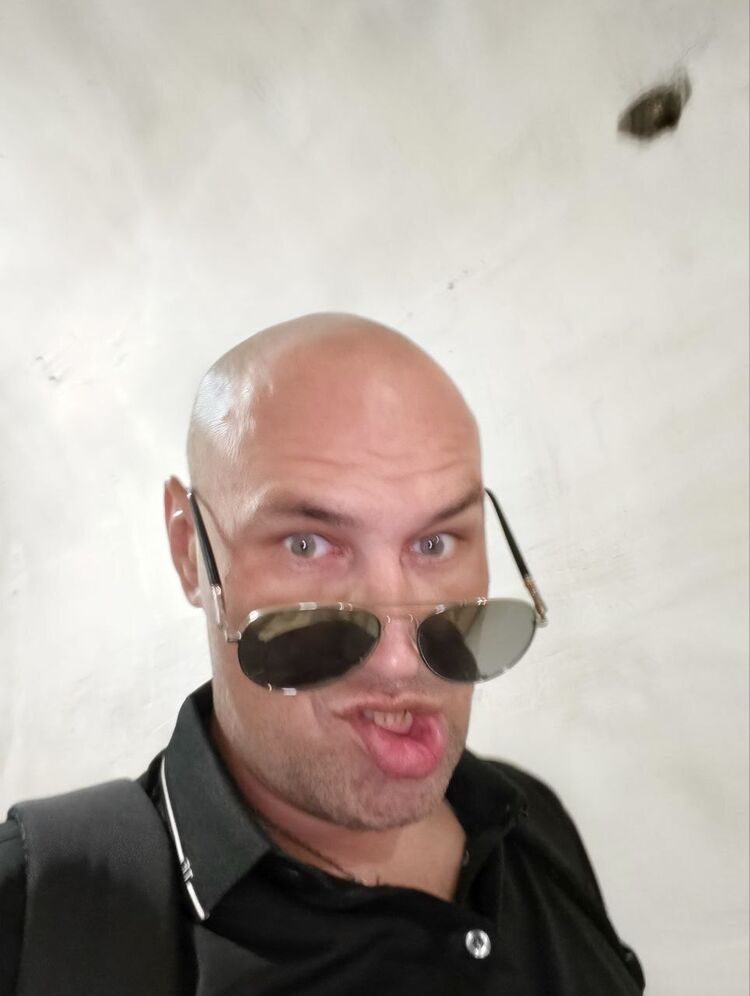  53209205  , 38 ,    