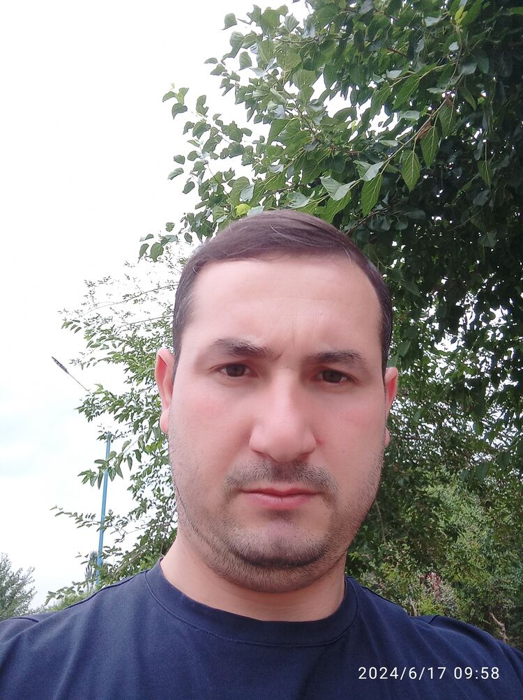  52327565  , 35 ,    