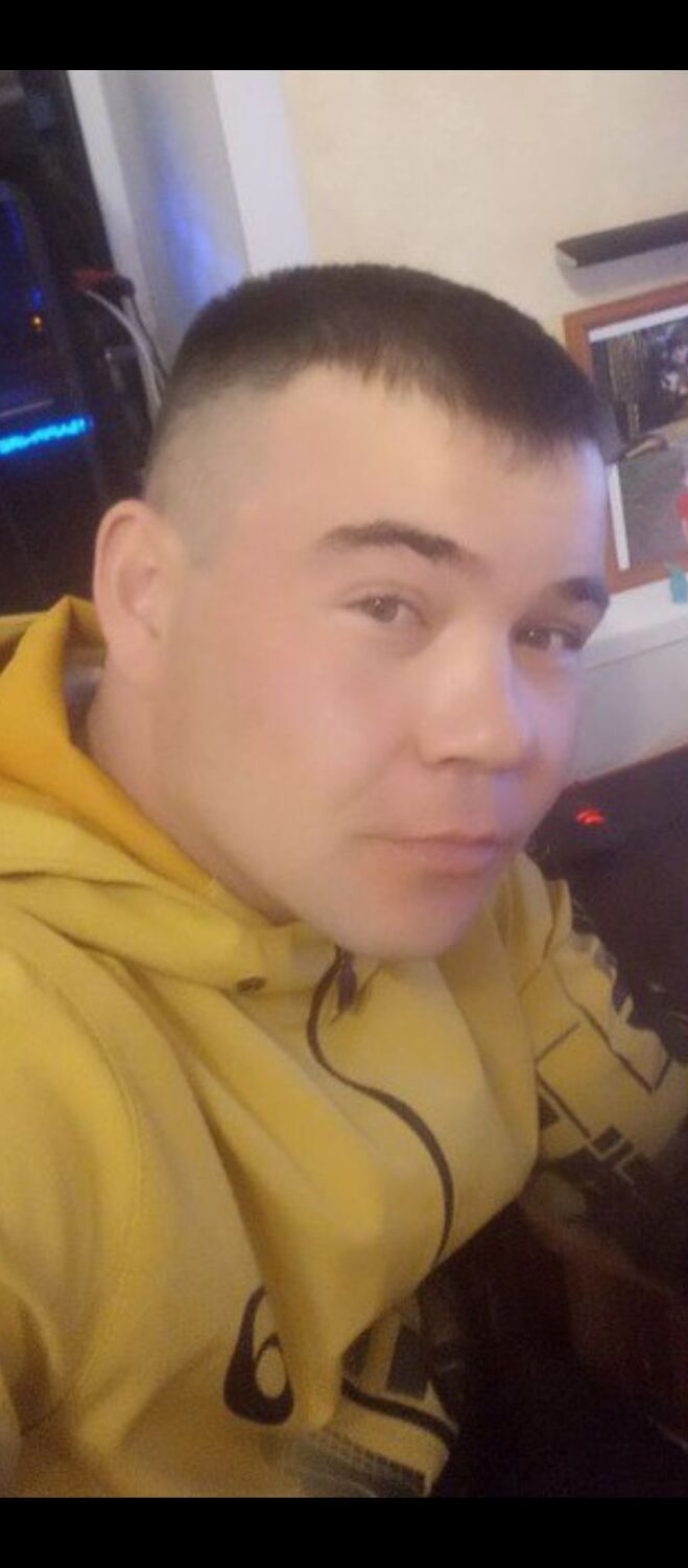  53632315  Boris, 31 ,    