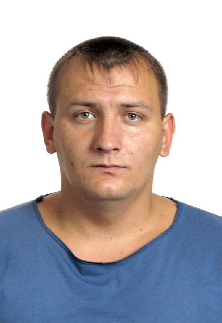  ,   Igor, 34 ,   