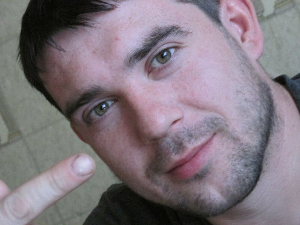  ,   Maxim, 35 ,   ,   , c 