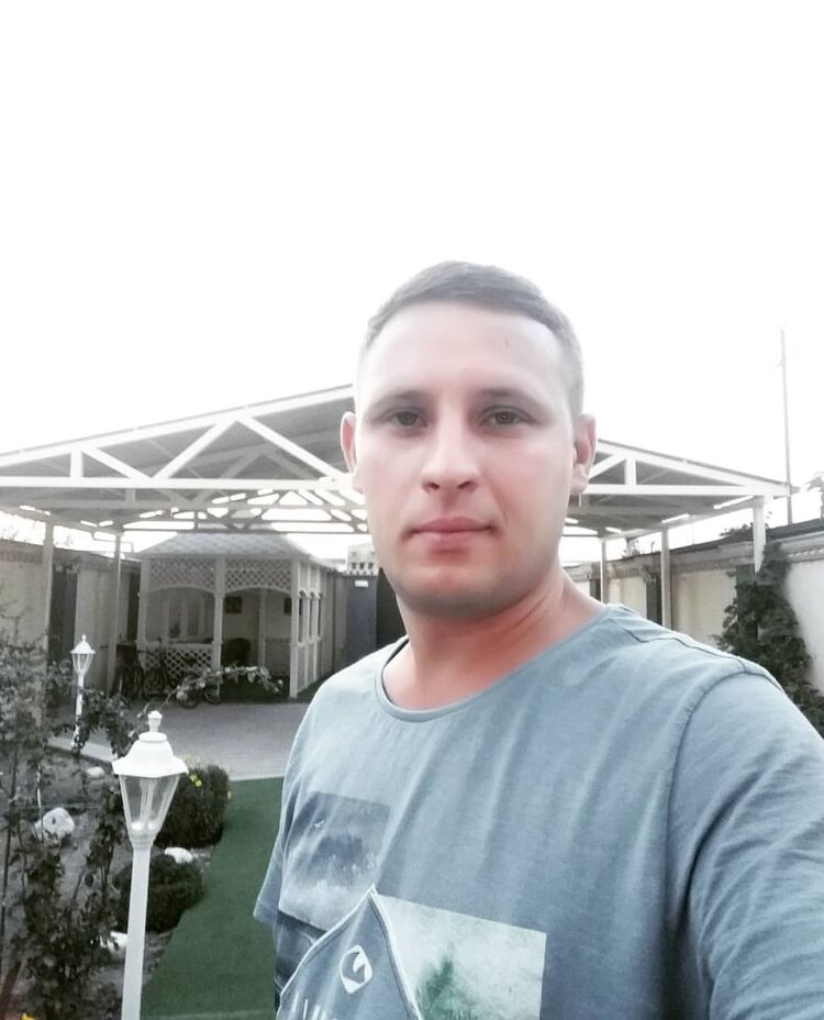  ,   Vitaliy, 38 ,   