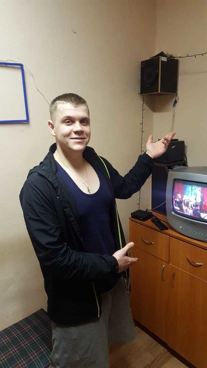  18722035  , 31 ,    -