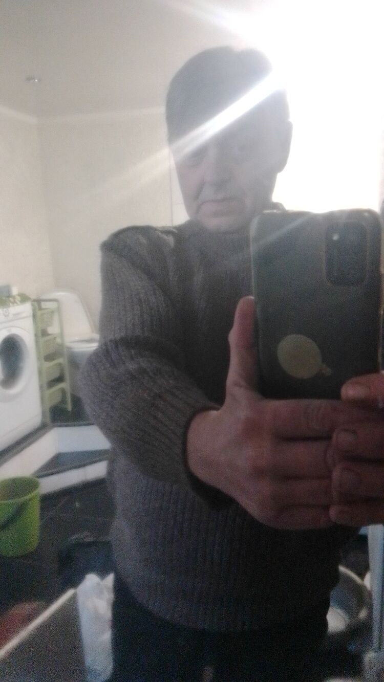  52779265  , 56 ,    