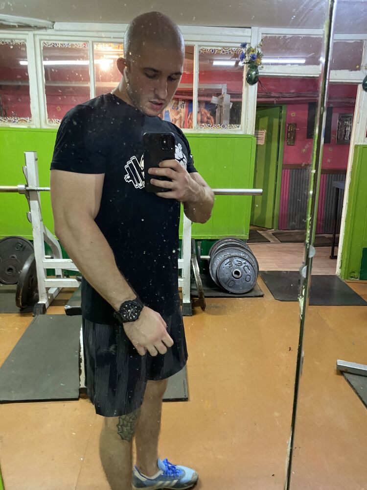  53851055  Yuriy, 37 ,    