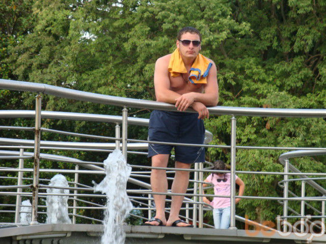  1006065  Abuka, 43 ,    