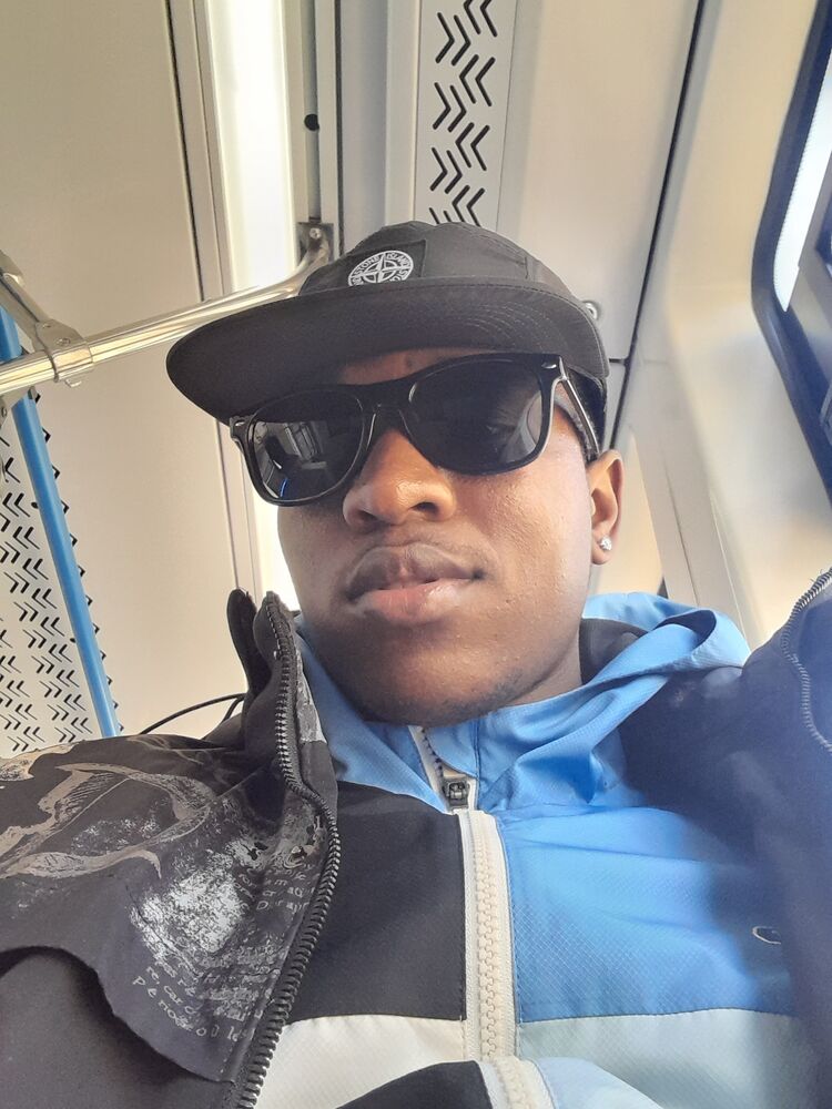  53996705  Simiso, 28 ,    -