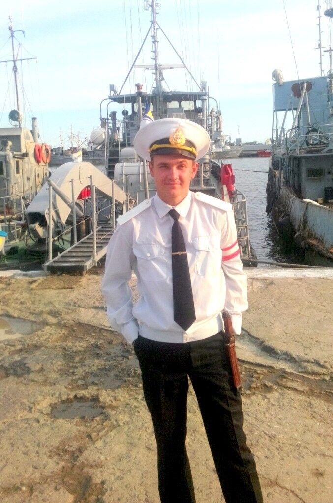  10011045  Valera, 30 ,    